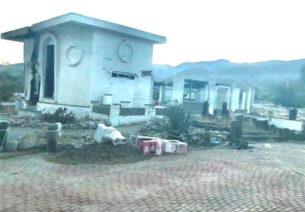 8878 Little Morongo Road Morongo Valley, CA 92256 - Photo 3 of 10