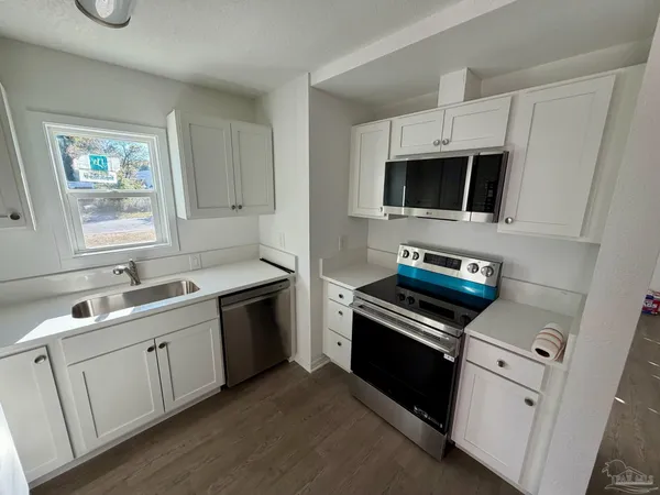 $225,500 | 130 Sikes Drive, Crestview, FL 32539