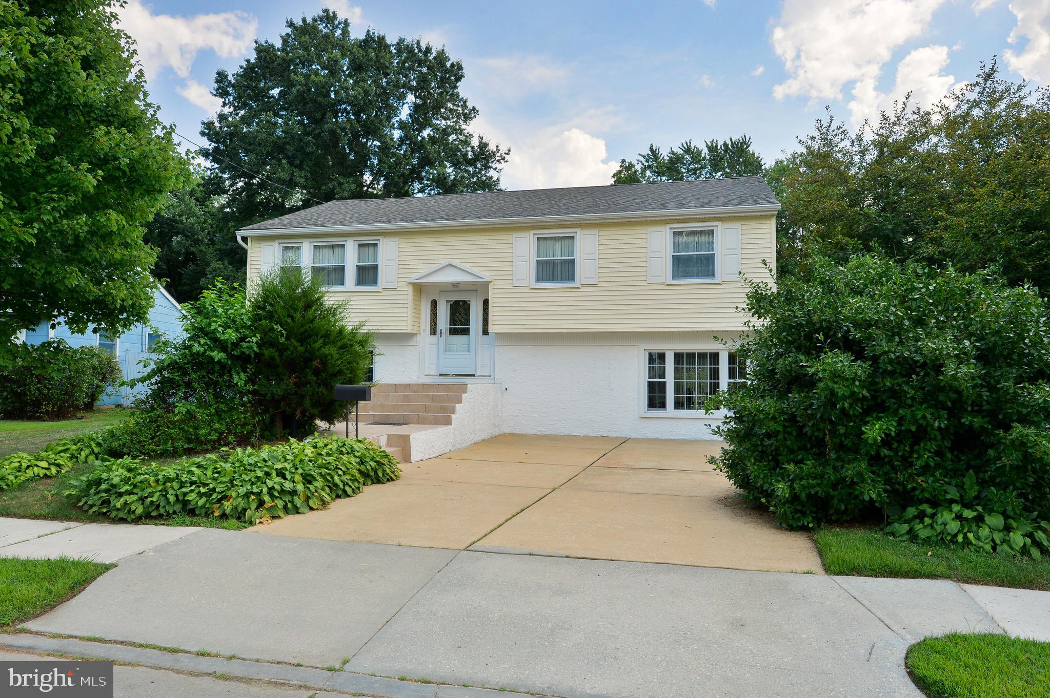 22 Heritage Road Marlton, NJ 08053 - Photo 2 of 40