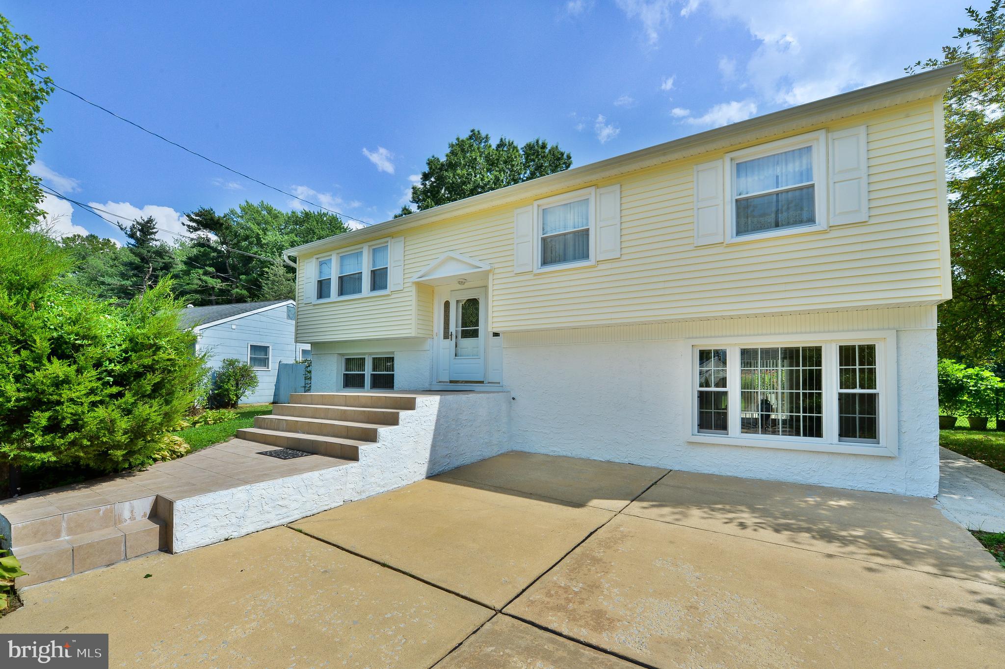 22 Heritage Road Marlton, NJ 08053 - Photo 3 of 40