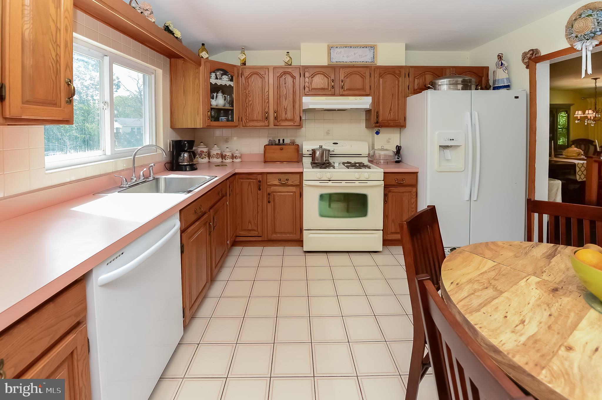 22 Heritage Road Marlton, NJ 08053 - Photo 24 of 40