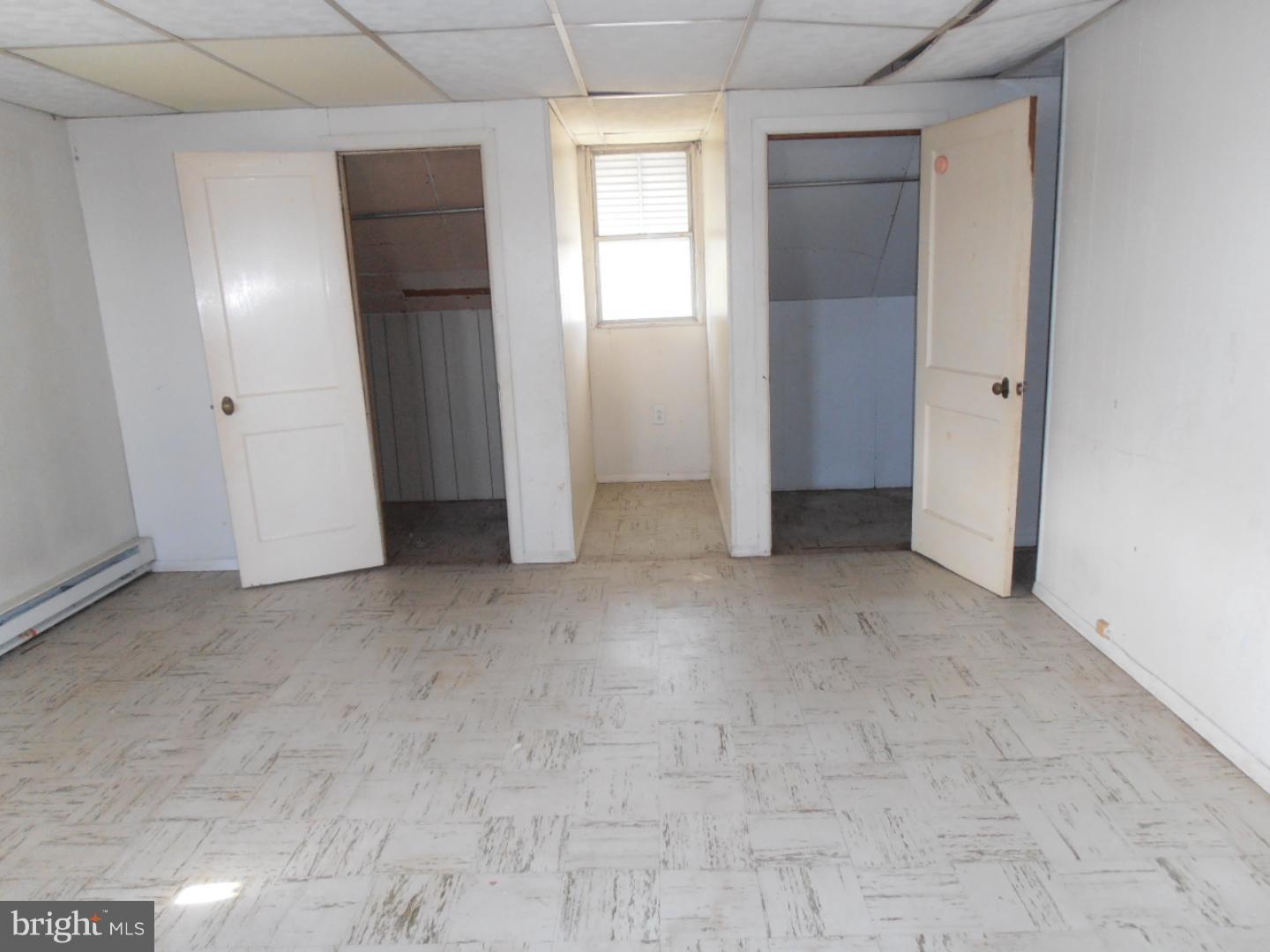 561 Wiltshire Road Upper Darby, PA 19082 - Photo 11 of 17