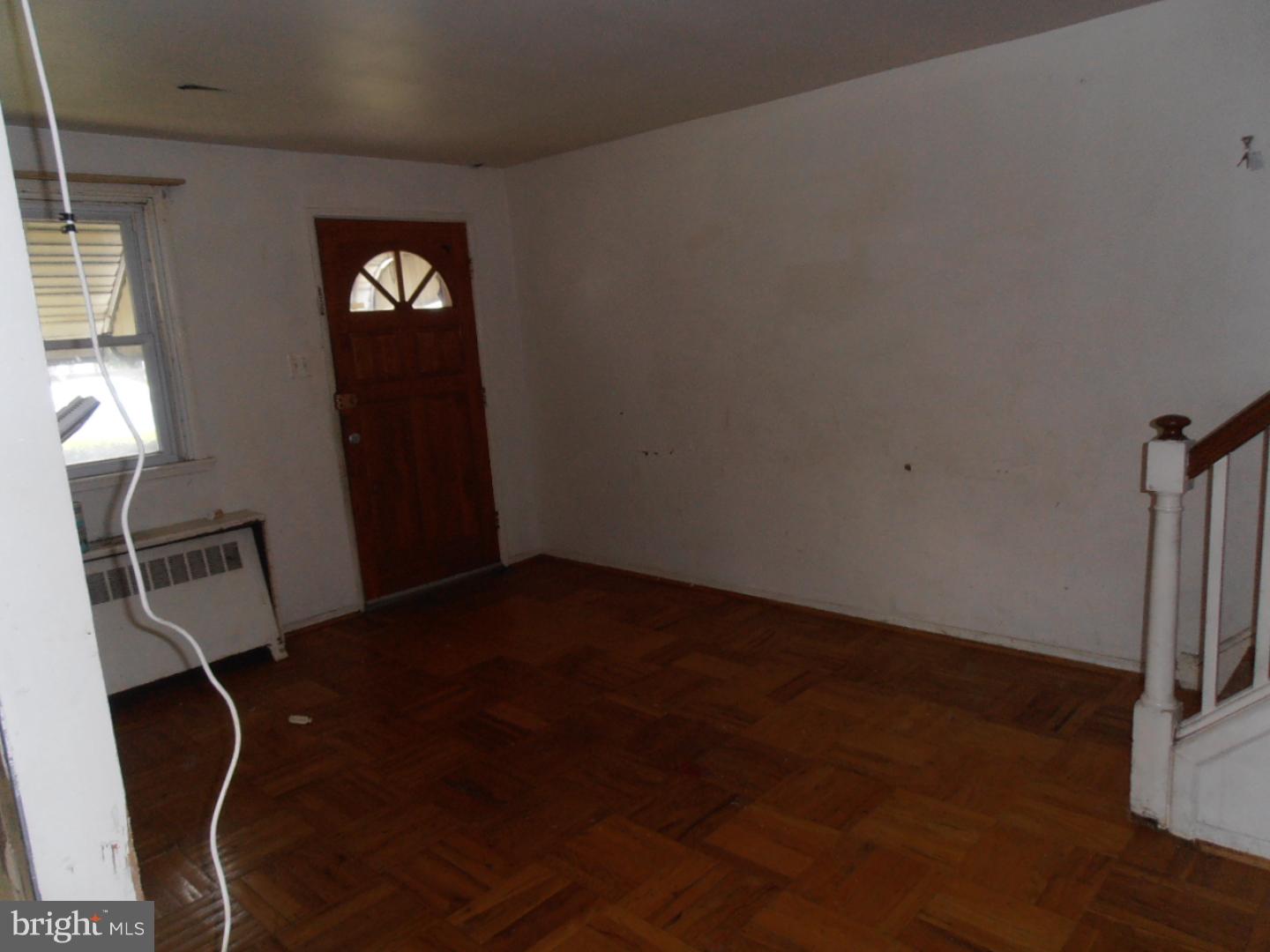 561 Wiltshire Road Upper Darby, PA 19082 - Photo 5 of 17