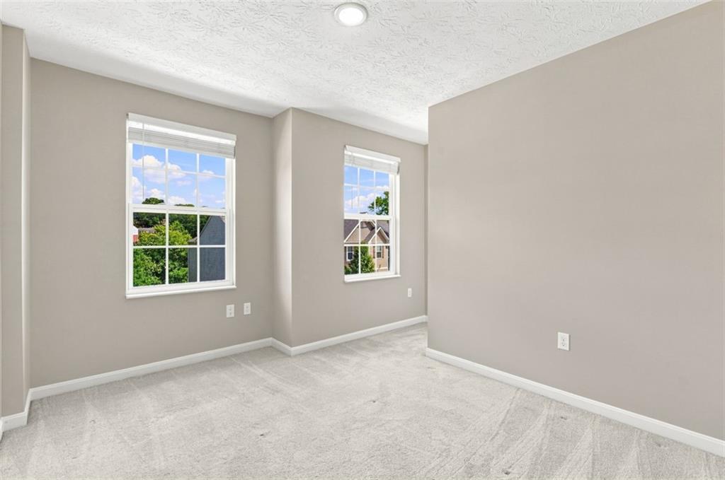 193 Lockheed Drive Coraopolis, PA 15108 - Photo 18 of 25 Gallery Image 18