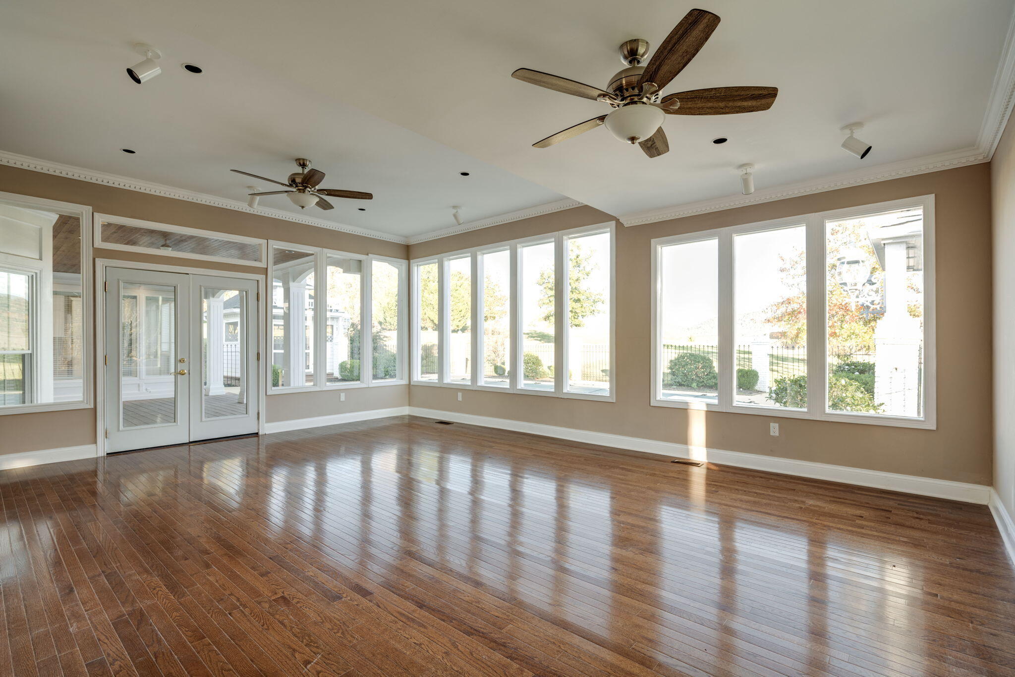 8304 Heron Circle Ooltewah, TN 37363 - Photo 13 of 67 8304 Heron Cir Sunroom 1