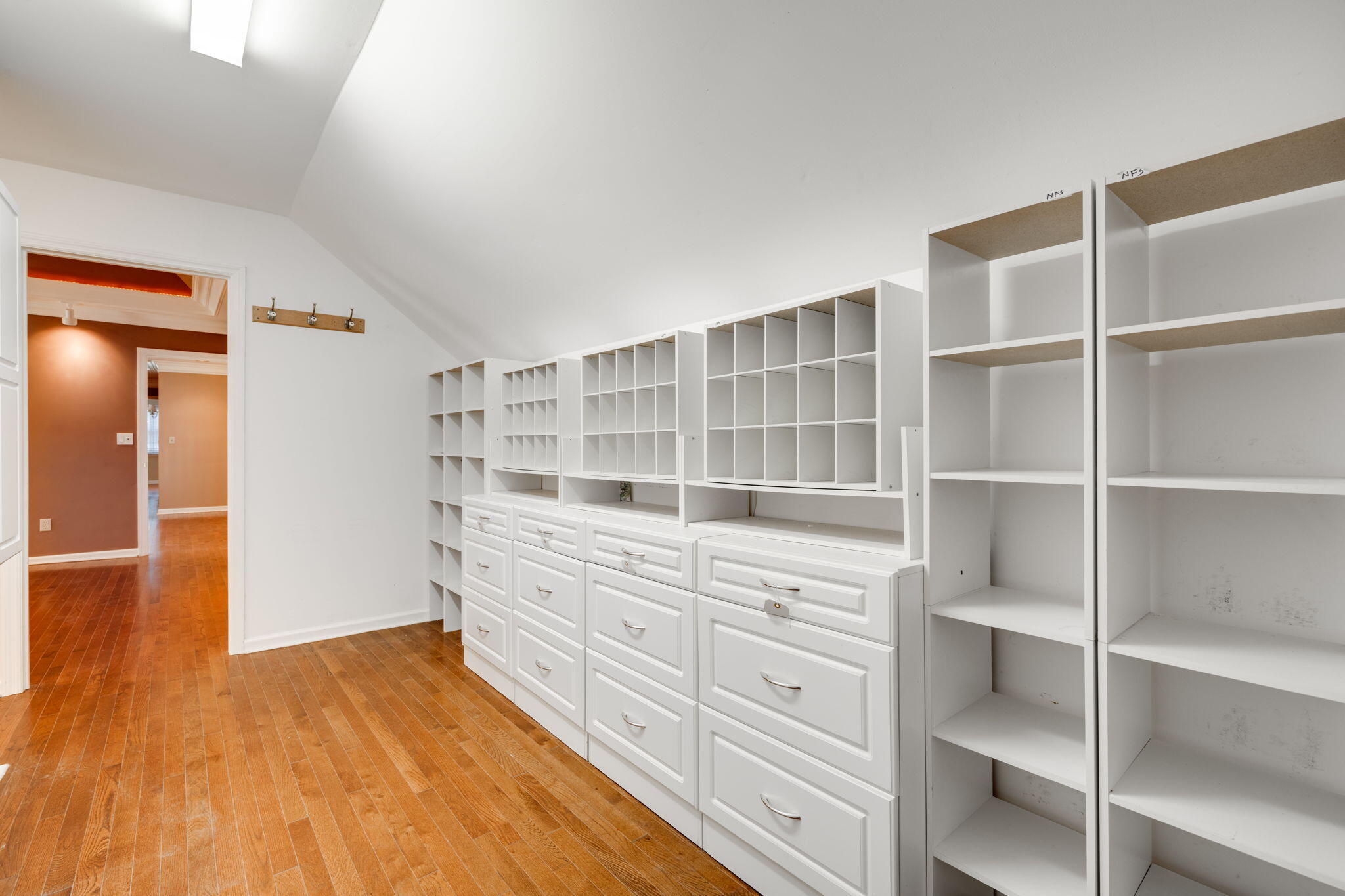 8304 Heron Circle Ooltewah, TN 37363 - Photo 39 of 67 8304 Heron Cir Master Closet 1