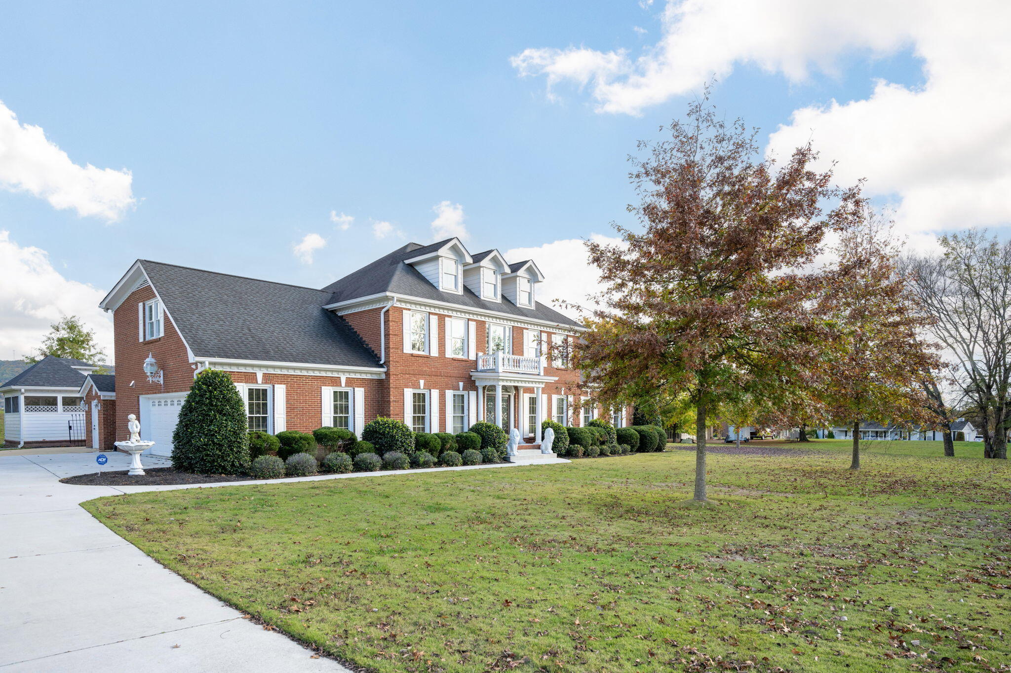 8304 Heron Circle Ooltewah, TN 37363 - Photo 4 of 67 8304 Heron Cir Outside 2