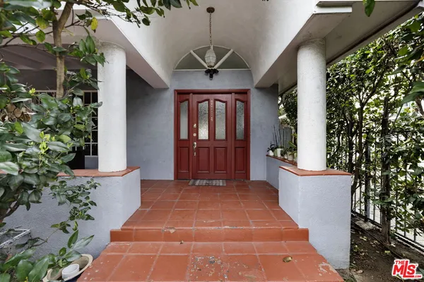 $7,000 | 7764 Fountain Avenue, West Hollywood, CA 90046