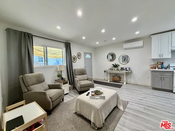 $7,000 | 7764 Fountain Avenue, West Hollywood, CA 90046