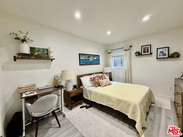 $7,000 | 7764 Fountain Avenue, West Hollywood, CA 90046