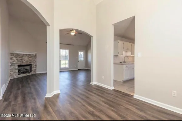 $2,250 | 2334 Heather Ridge, Southaven, MS 38672