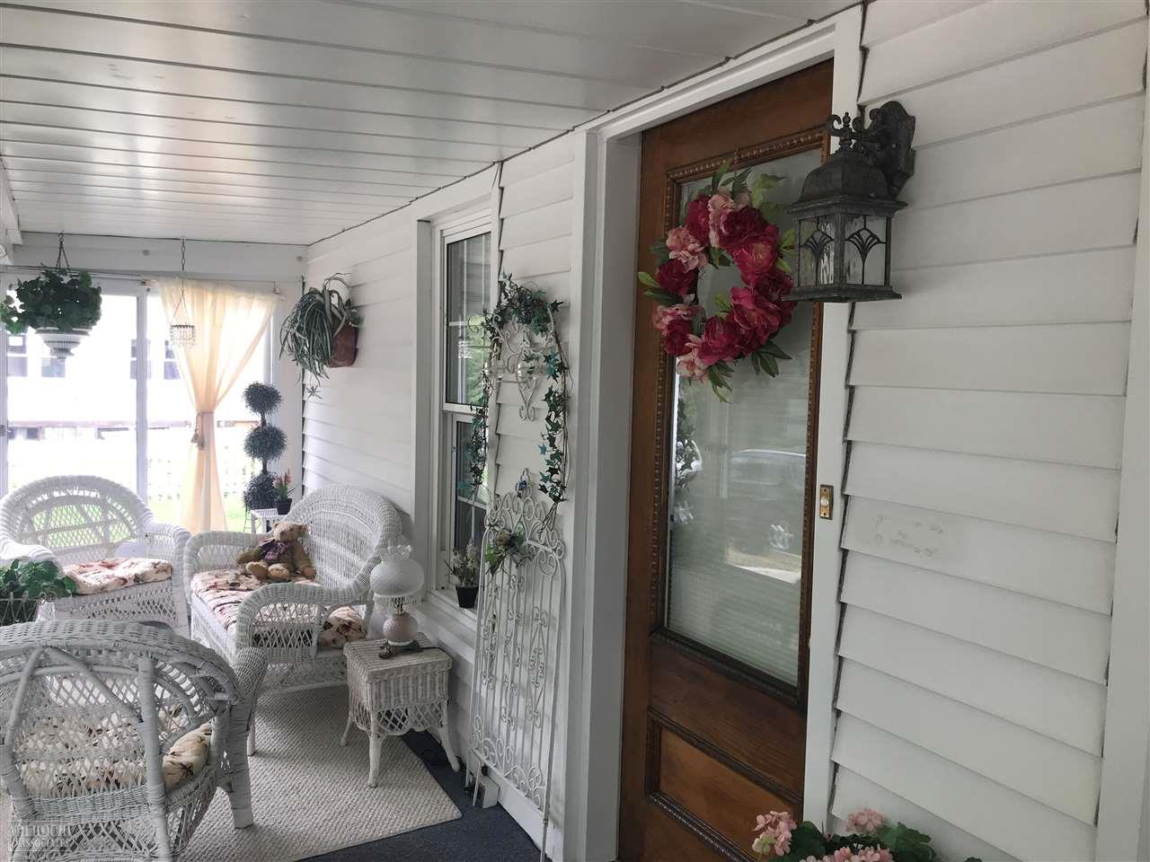 116 Muir Road Grosse Pointe Farms, MI 48236 - Photo 2 of 28