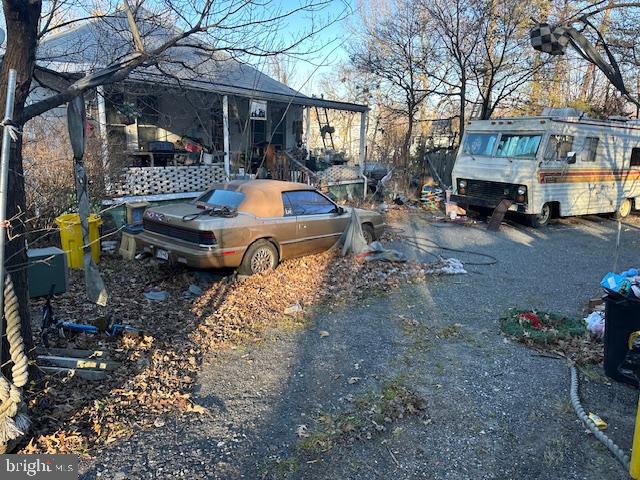 382 Mountain Road Pasadena, MD 21122 - Photo 2 of 7 Front Alt. View