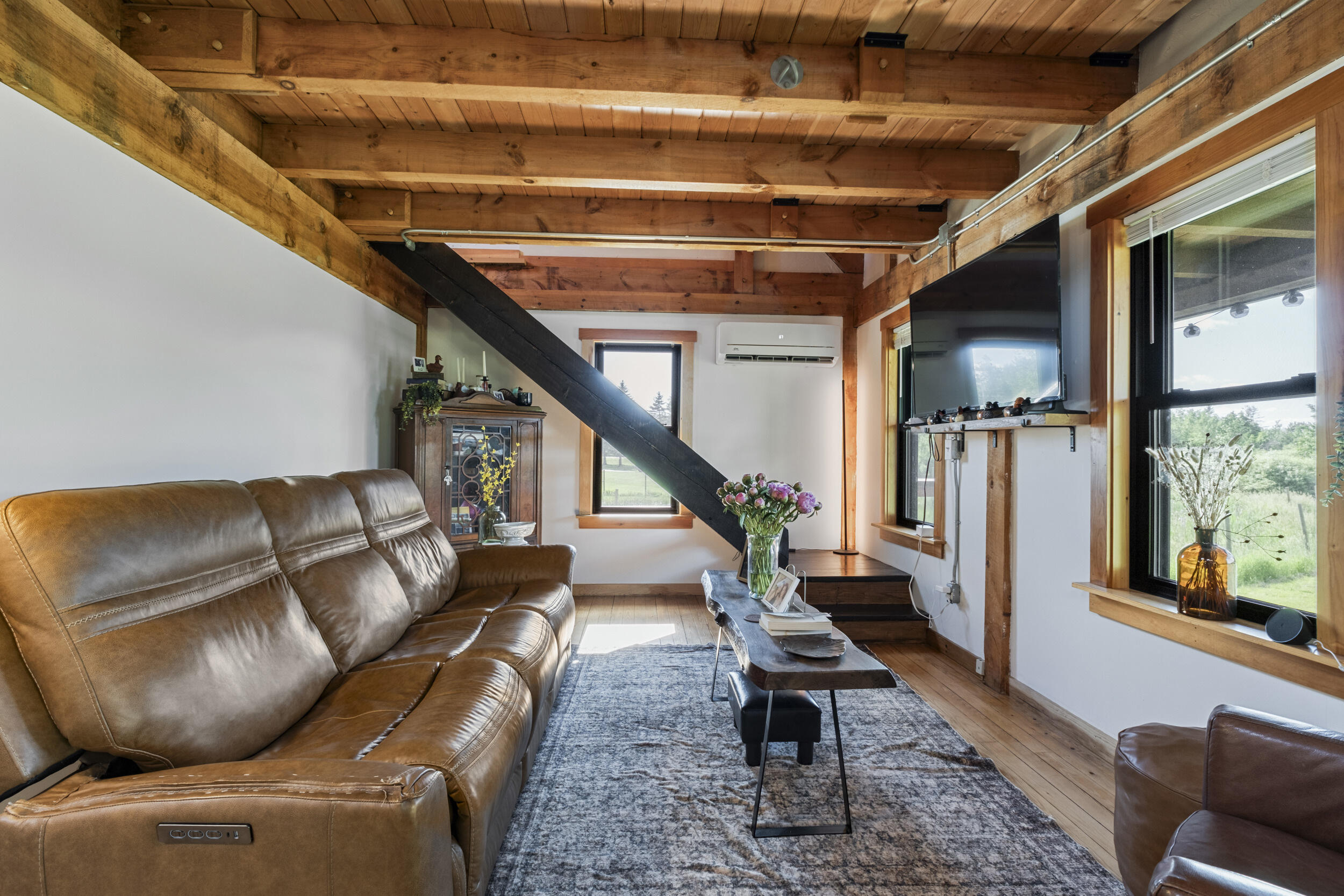 553 North Dexter Road Dexter, ME 04930 - Photo 45 of 55 553_n_dexter_rd-interior-18
