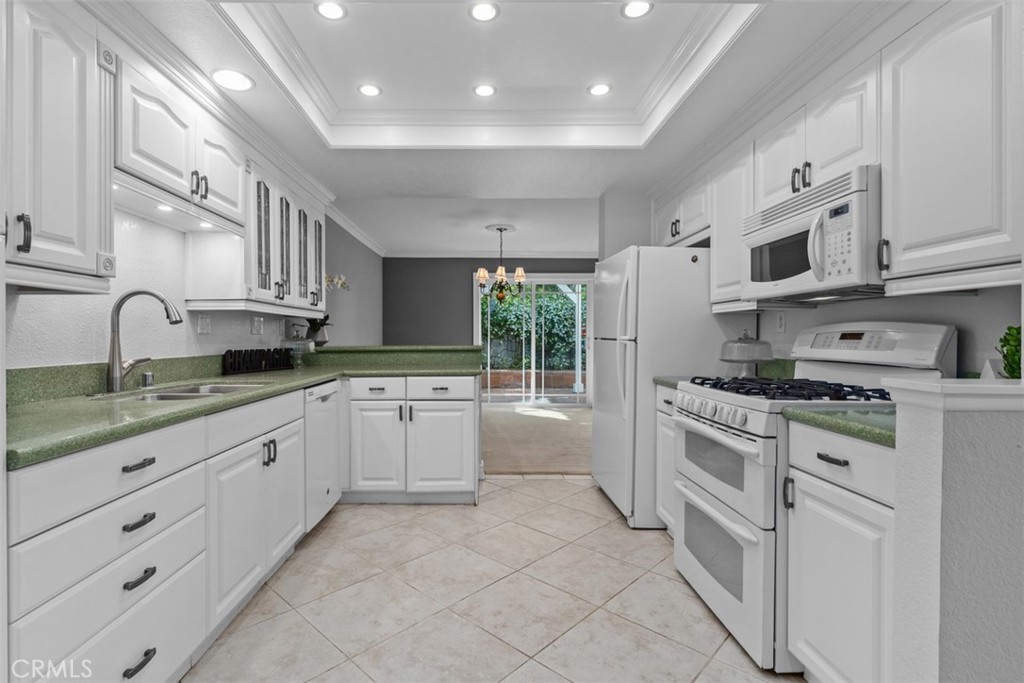 13595 Banyon Road Tustin, CA 92782 - Photo 19 of 48