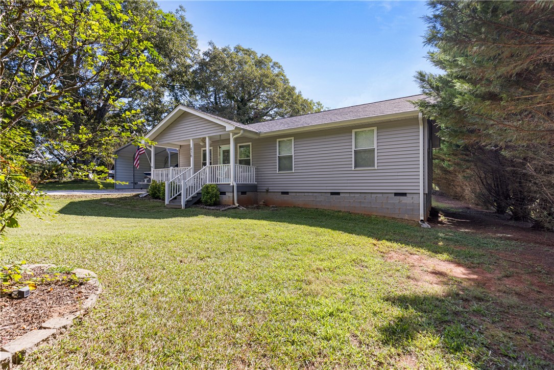 436 Mt Tabor Church Road Pickens, SC 29671 - Photo 3 of 38