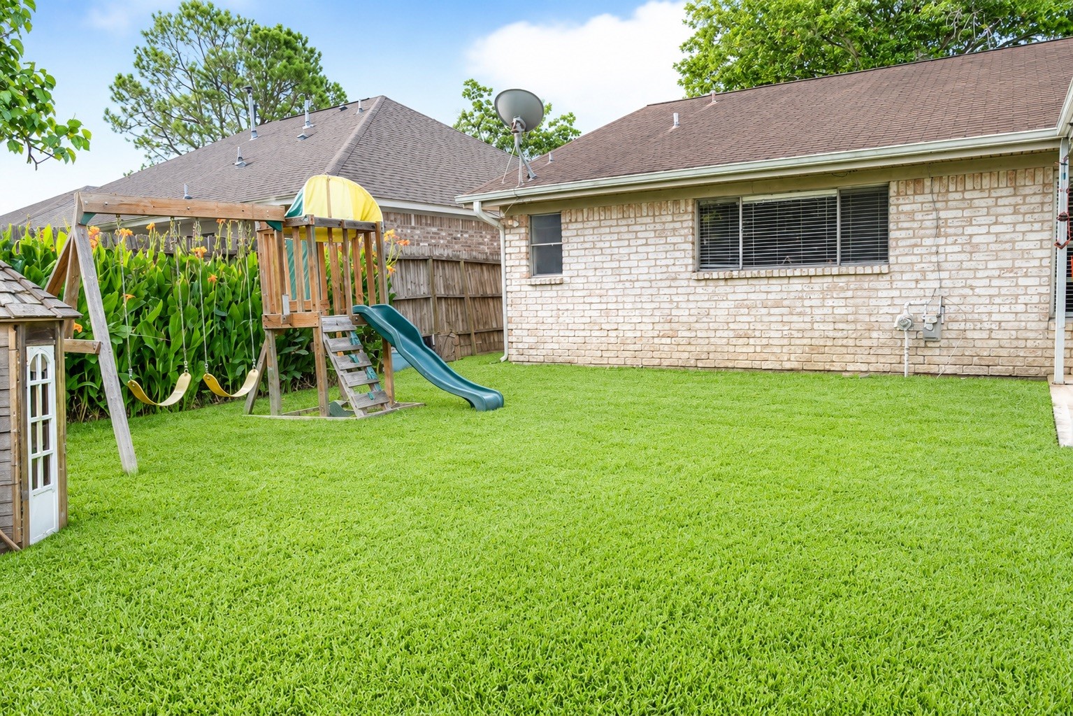 8419 Avington Road La Porte, TX 77571 - Photo 36 of 39