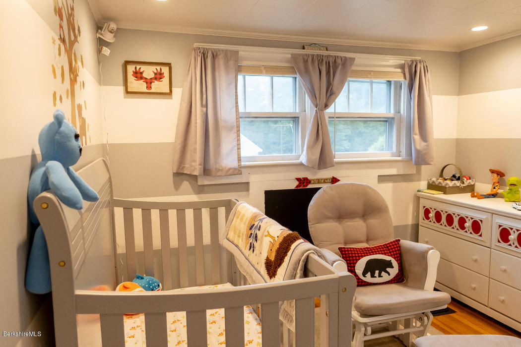142 Cheshire Road Pittsfield, MA 01201 - Photo 26 of 34 Bedroom 3