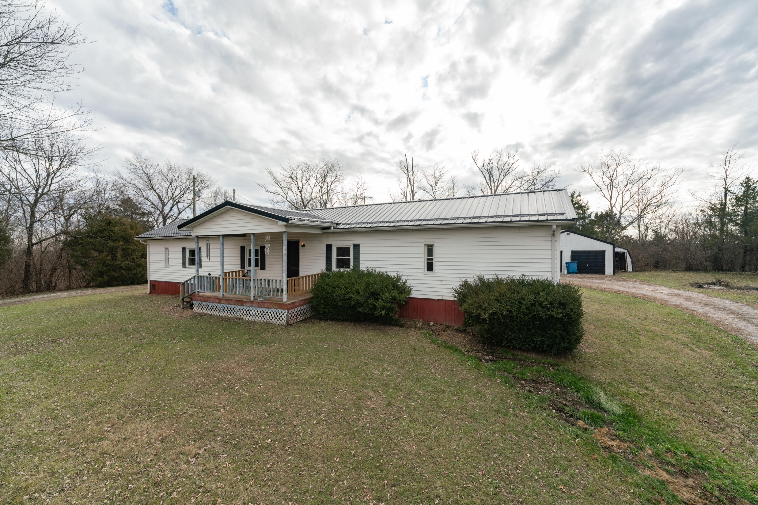 625 Blanchet Road Corinth, KY 41010 - Photo 3 of 27 Gallery Image 3