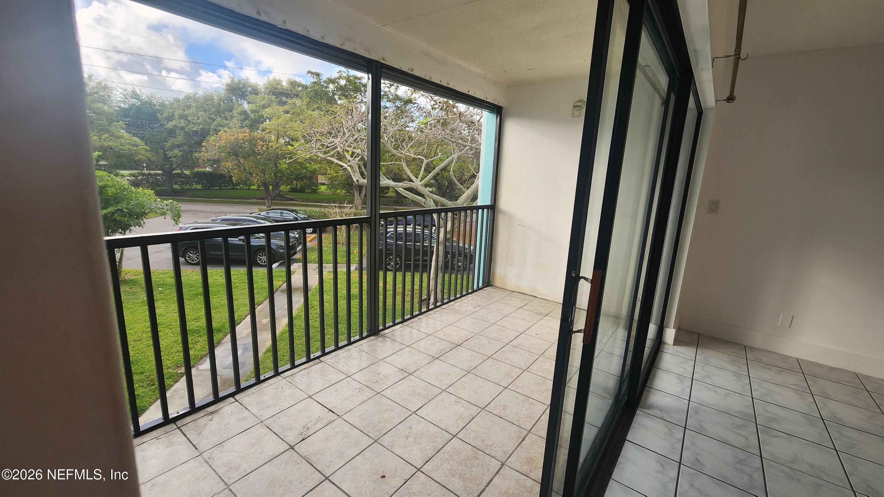 517 Dotterel Road, Unit 31C Delray Beach, FL 33444 - Photo 22 of 28 Patio 2