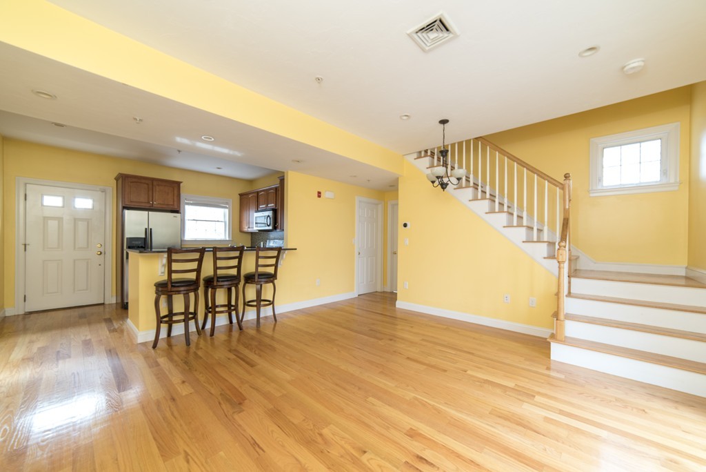 11 Brookside Road, Unit 2 Braintree, MA 02184 - Photo 4 of 28 Gallery Image 4