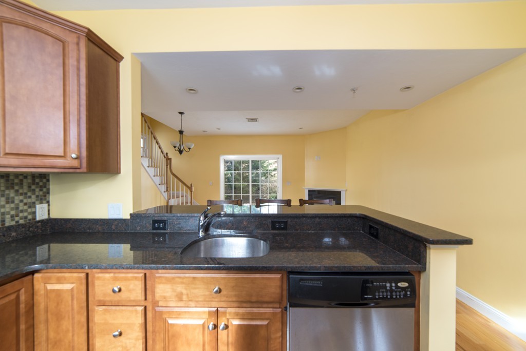 11 Brookside Road, Unit 2 Braintree, MA 02184 - Photo 8 of 28 Gallery Image 8
