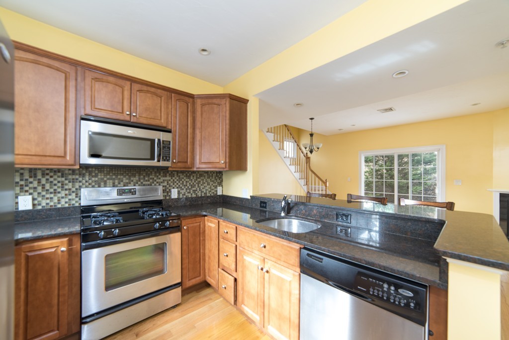 11 Brookside Road, Unit 2 Braintree, MA 02184 - Photo 9 of 28 Gallery Image 9