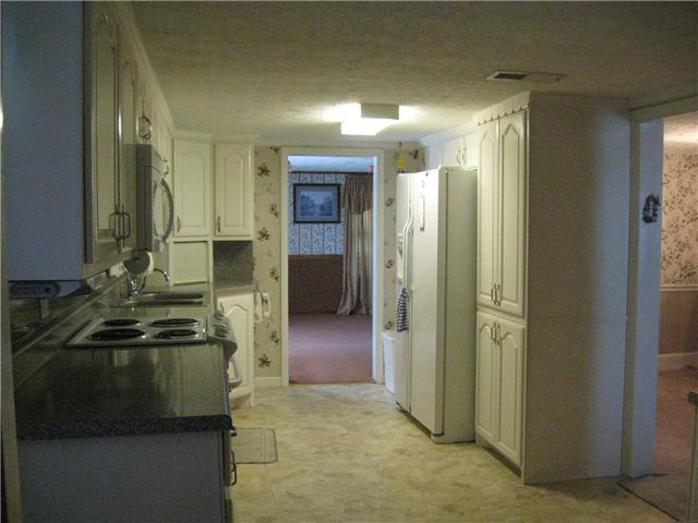 3150 Oak Grove Road Red Boiling Springs, TN 37150 - Photo 4 of 19