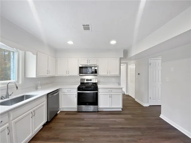 $305,000 | 9176 Chickasaw Court, Jonesboro, GA 30236