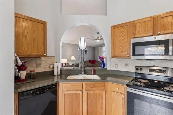 $459,000 | 1102 Royal St George Drive, Orlando, FL 32828