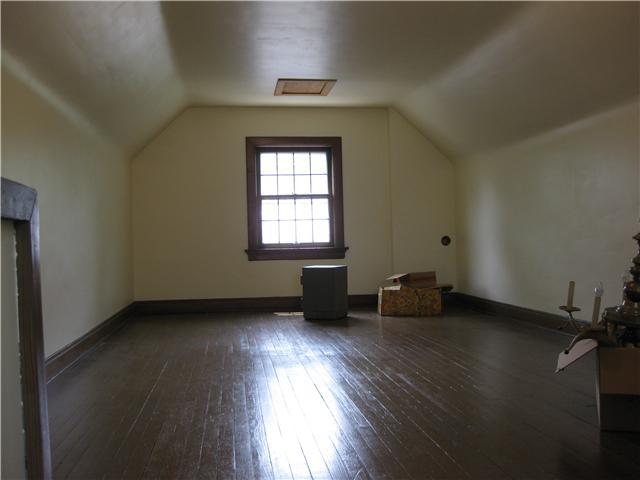 100 South Cassingham Road Columbus, OH 43209 - Photo 8 of 8