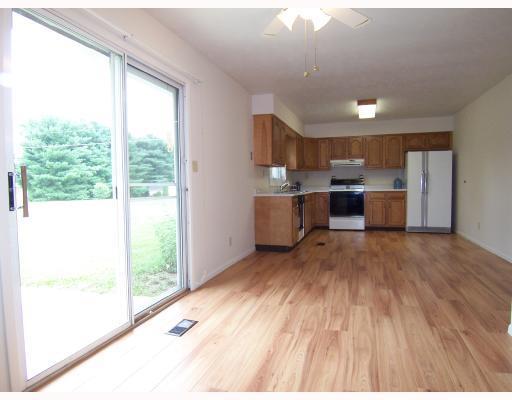 5864 Morris Road Springfield, OH 45502 - Photo 4 of 8