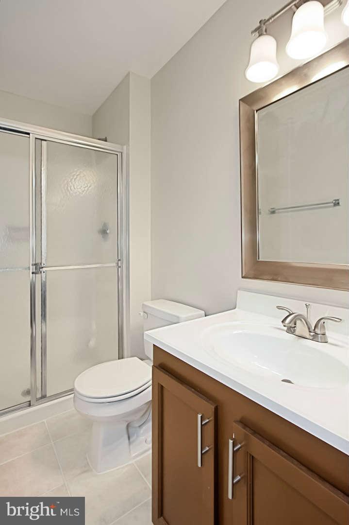 7761 Inversham Drive, Unit 252 Falls Church, VA 22042 - Photo 17 of 27 Bath