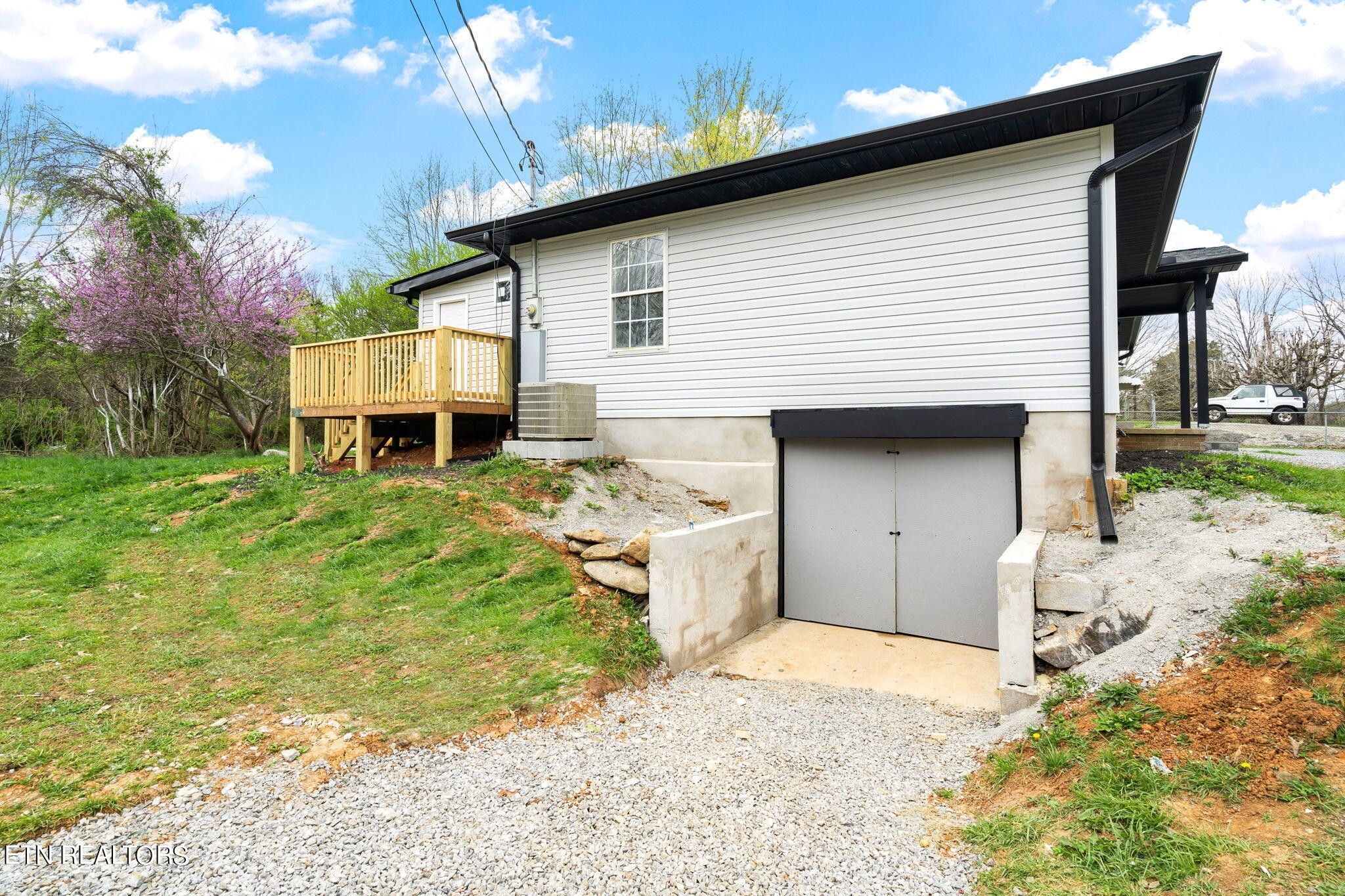 218 Oakmont Road Bean Station, TN 37708 - Photo 32 of 32 Gallery Image 32