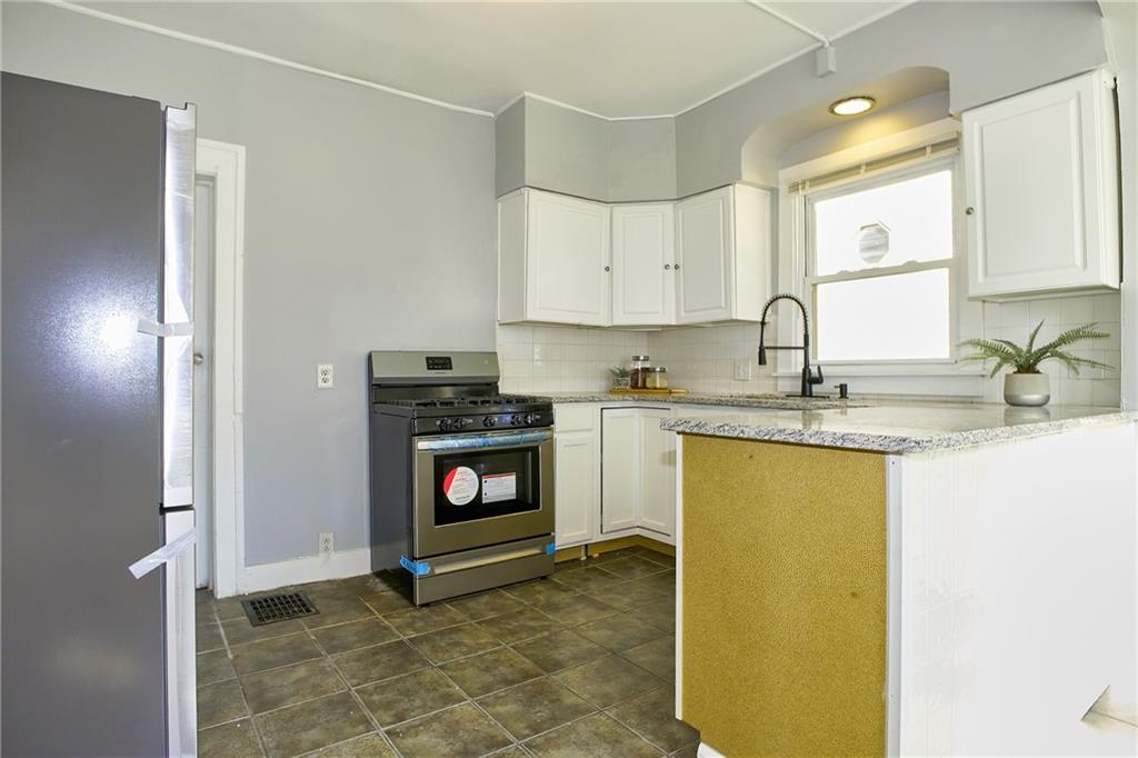 433 North Riley Avenue Indianapolis, IN 46201 - Photo 11 of 24