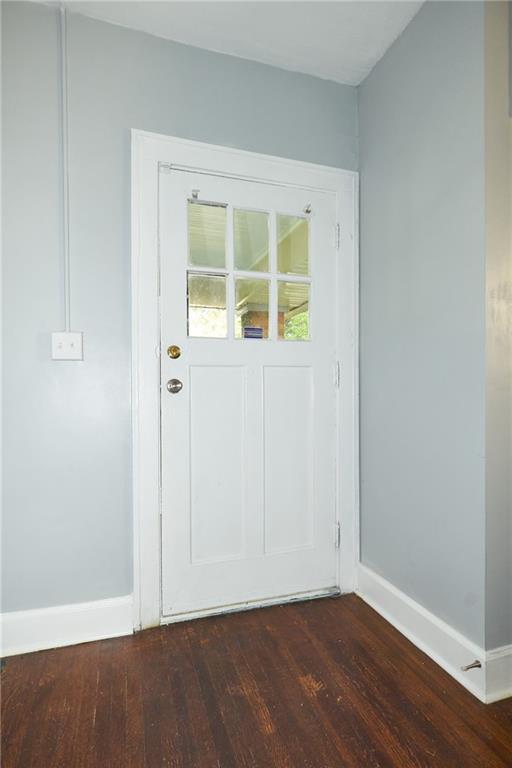 433 North Riley Avenue Indianapolis, IN 46201 - Photo 3 of 24
