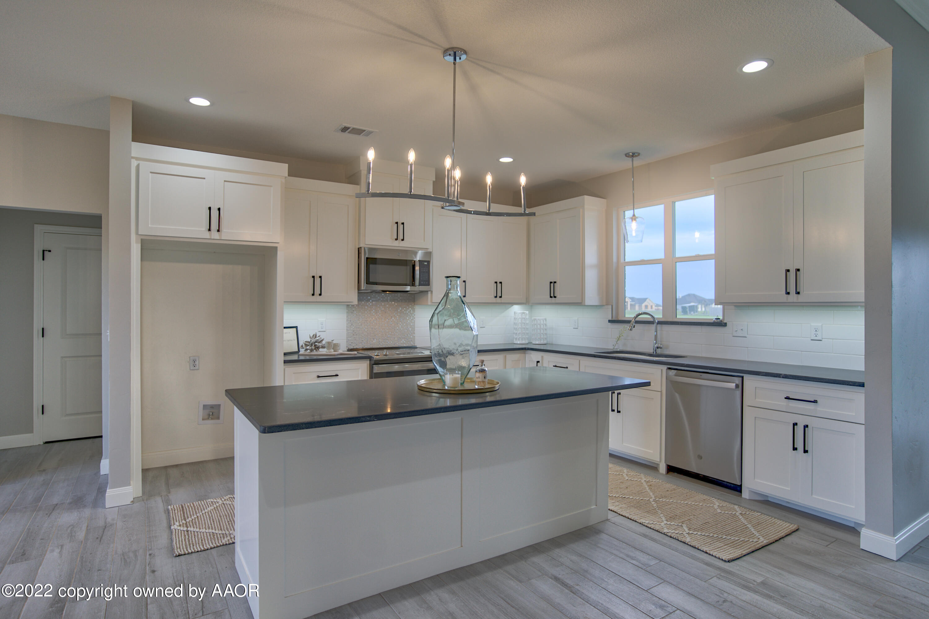 19151 Pine Springs Road Amarillo, TX 79119 - Photo 11 of 47 Kitchen
