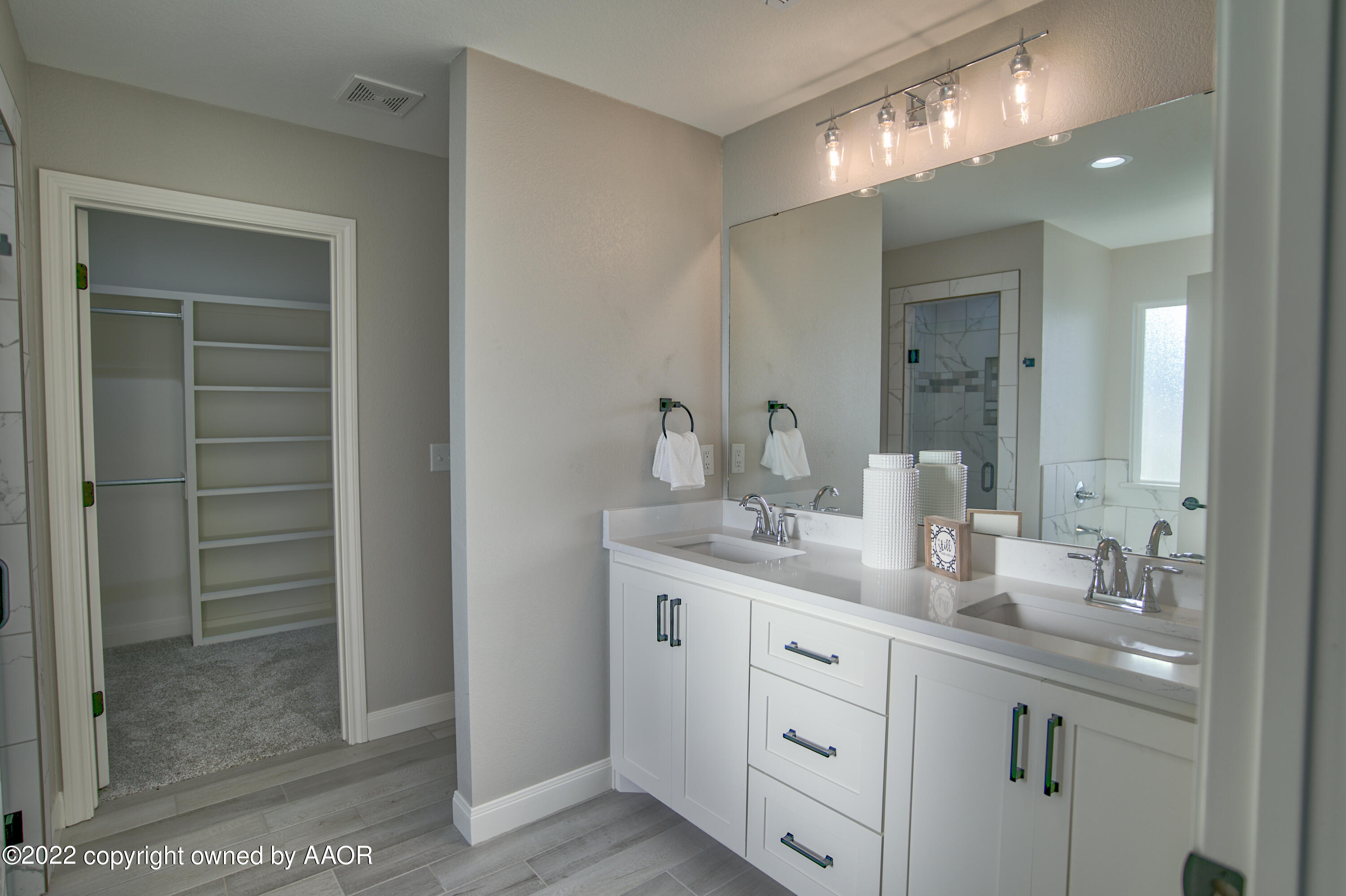 19151 Pine Springs Road Amarillo, TX 79119 - Photo 38 of 47 Master Bathroom