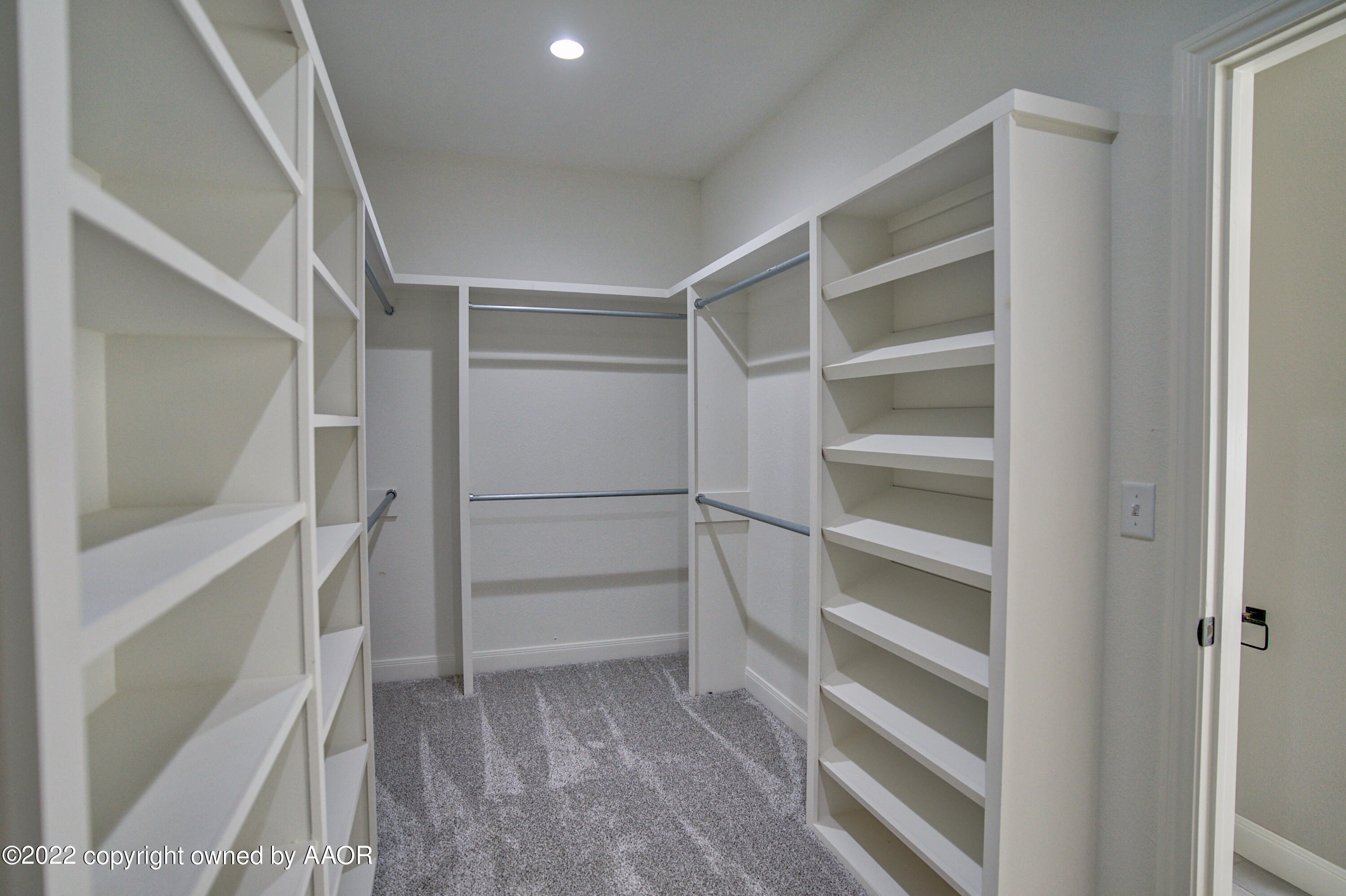 19151 Pine Springs Road Amarillo, TX 79119 - Photo 40 of 47 Master Closet