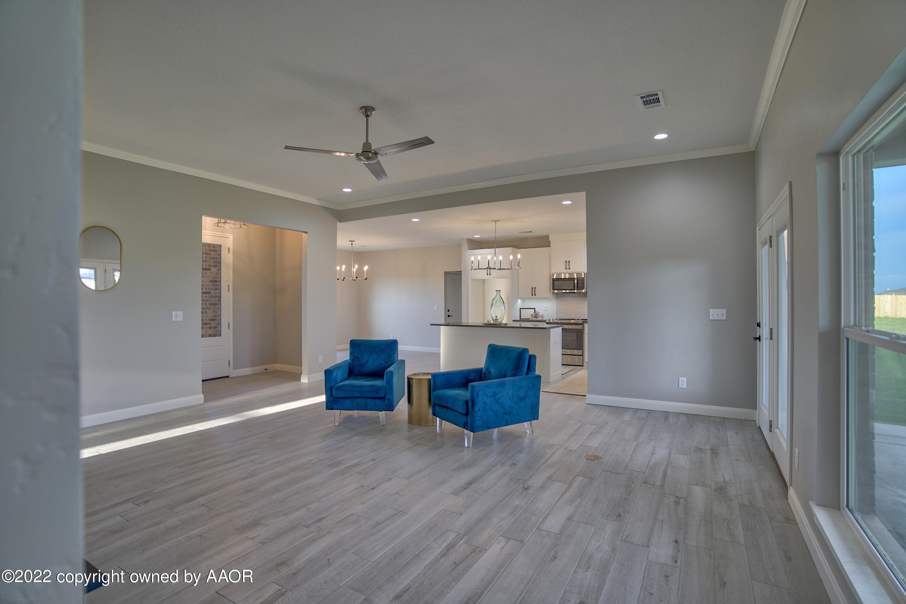 19151 Pine Springs Road Amarillo, TX 79119 - Photo 44 of 47 Living Room