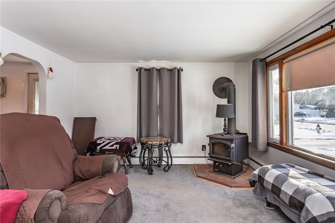 44 Craig Road Warwick, RI 02886 - Photo 4 of 26