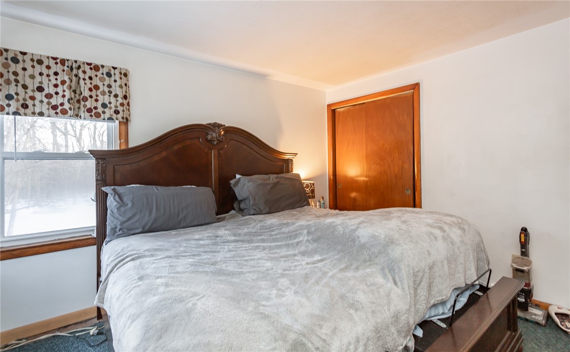 44 Craig Road Warwick, RI 02886 - Photo 8 of 26