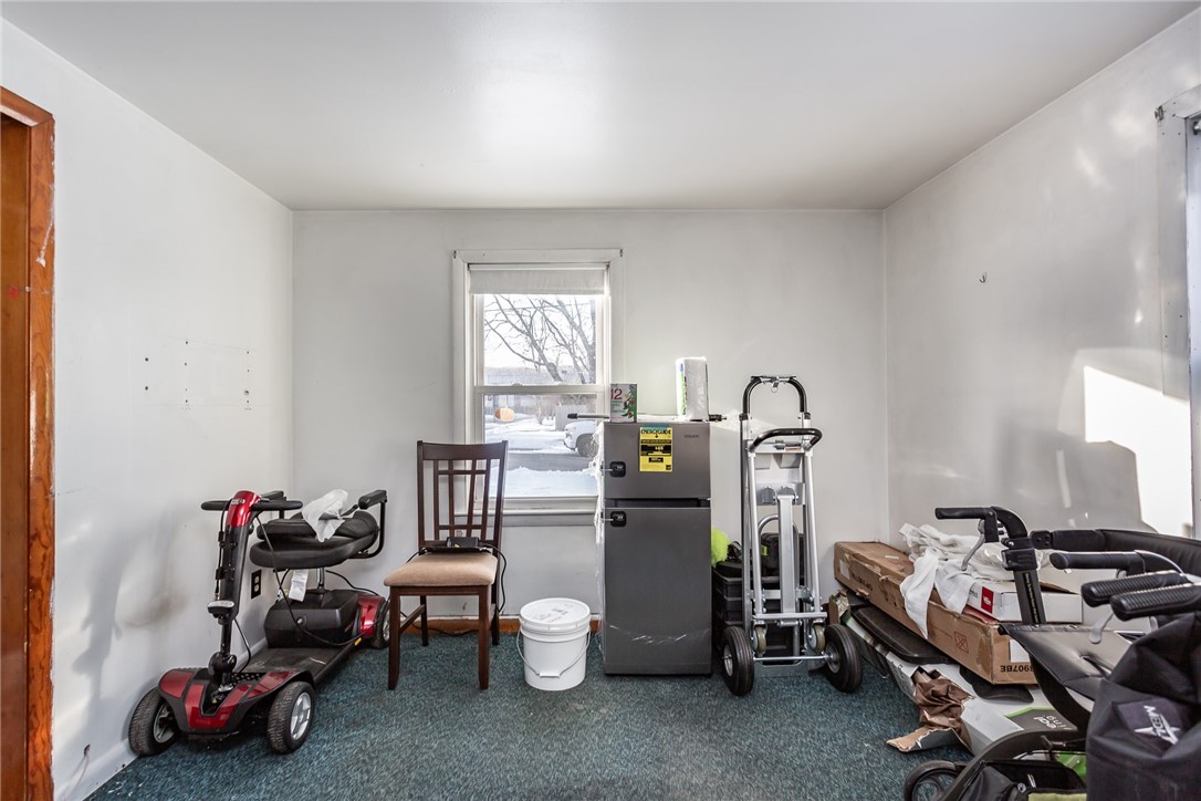 44 Craig Road Warwick, RI 02886 - Photo 9 of 26