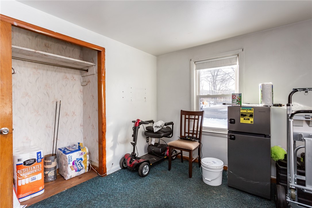 44 Craig Road Warwick, RI 02886 - Photo 10 of 26