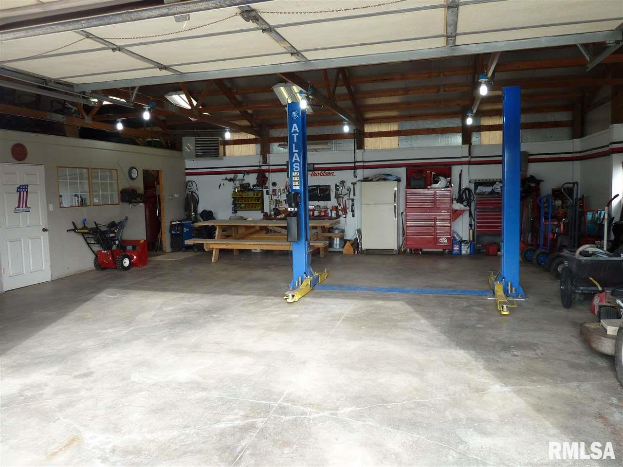 7801 West Lancaster Road Peoria, IL 61607 - Photo 23 of 32