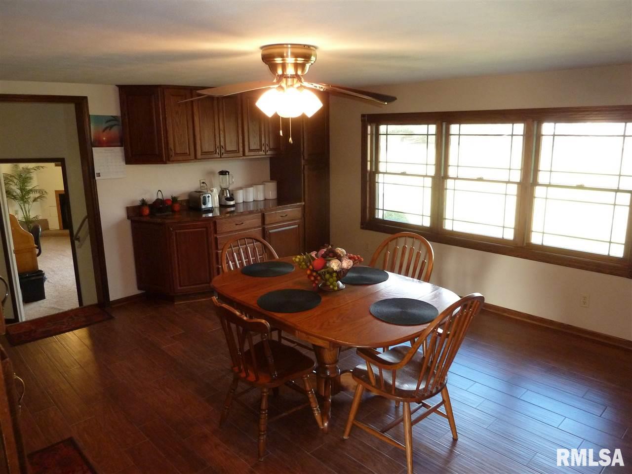 7801 West Lancaster Road Peoria, IL 61607 - Photo 10 of 32