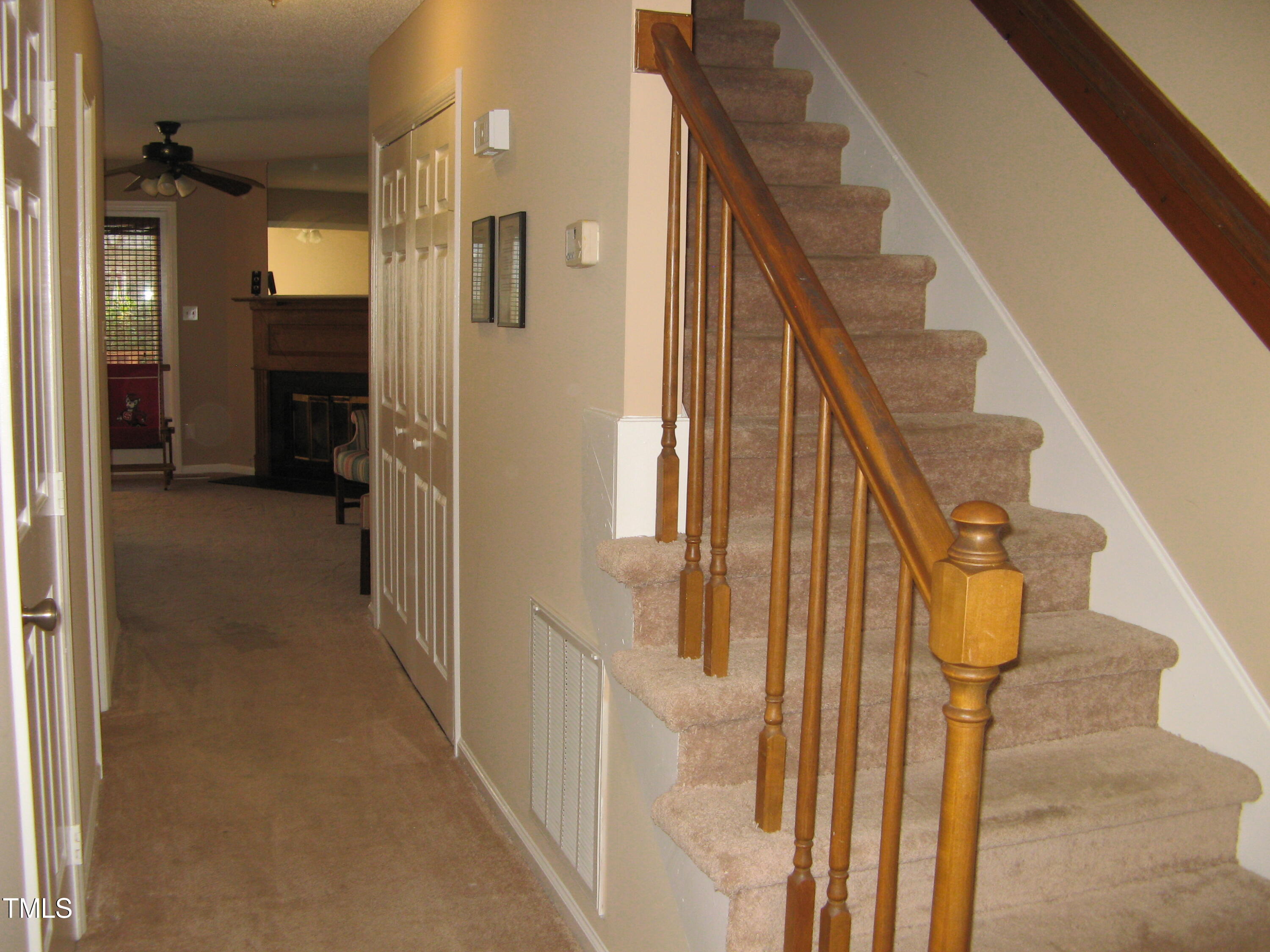 2006 Trexler Court Raleigh, NC 27606 - Photo 17 of 27 Hall - 1