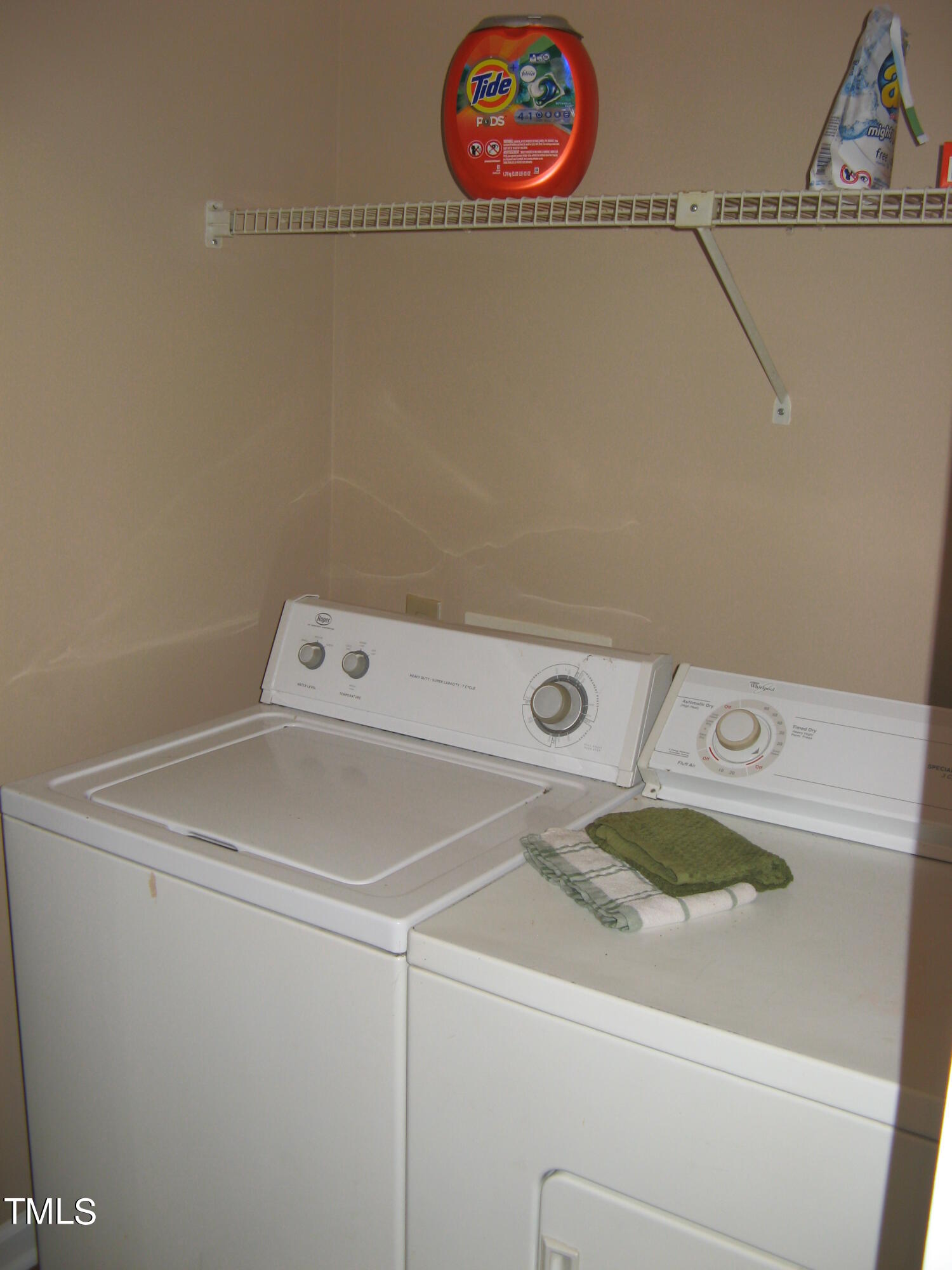 2006 Trexler Court Raleigh, NC 27606 - Photo 23 of 27 Laundry-1
