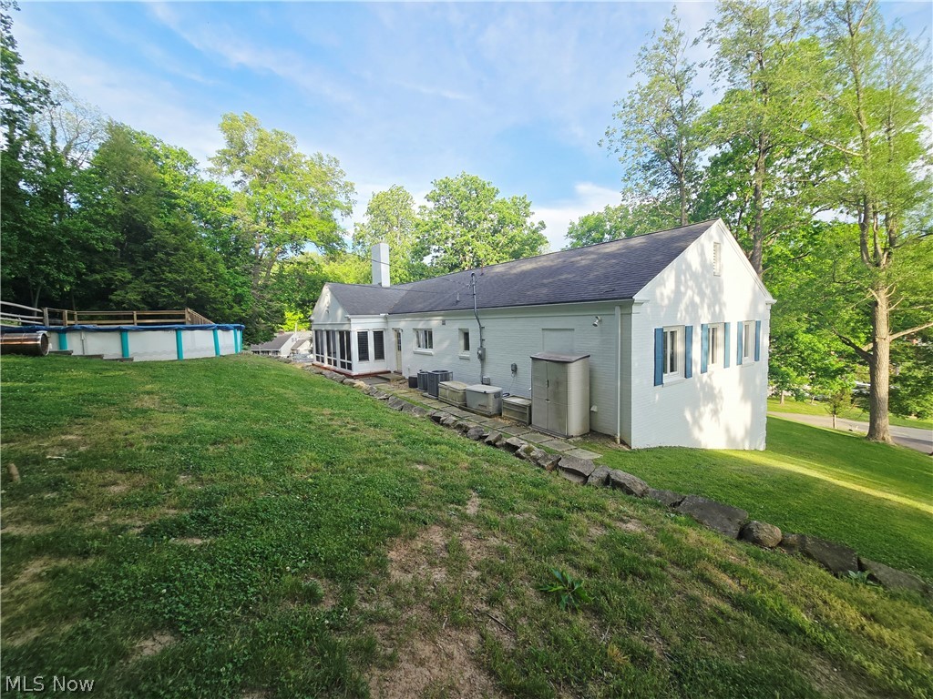 885 Sheridan Road Coshocton, OH 43812 - Photo 28 of 36