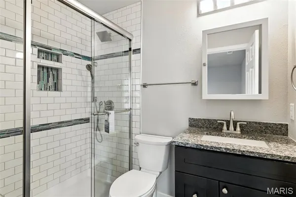 $227,750 | 402 East McAllister Street, Lebanon, IL 62254